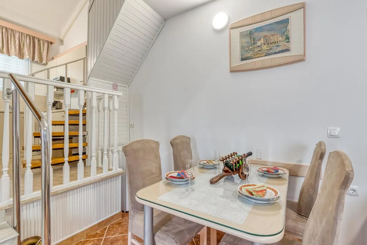 Apartments Slavica Poreč Gasthuis
