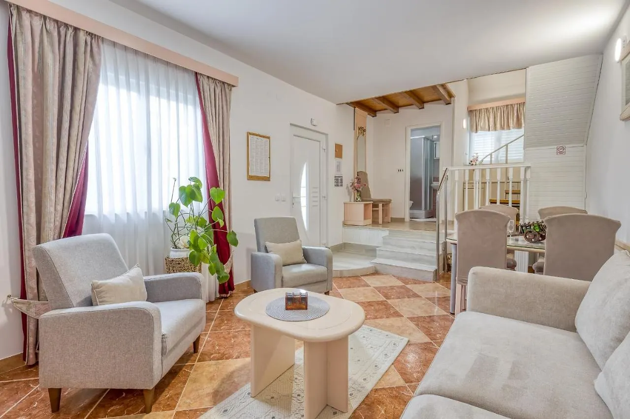 Apartments Slavica Poreč Gasthof