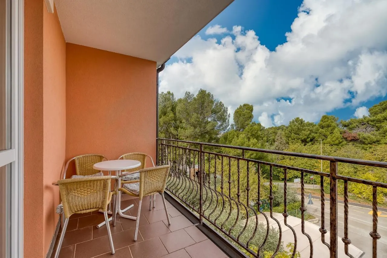 Apartments Slavica Poreč 3*,  Kroatien