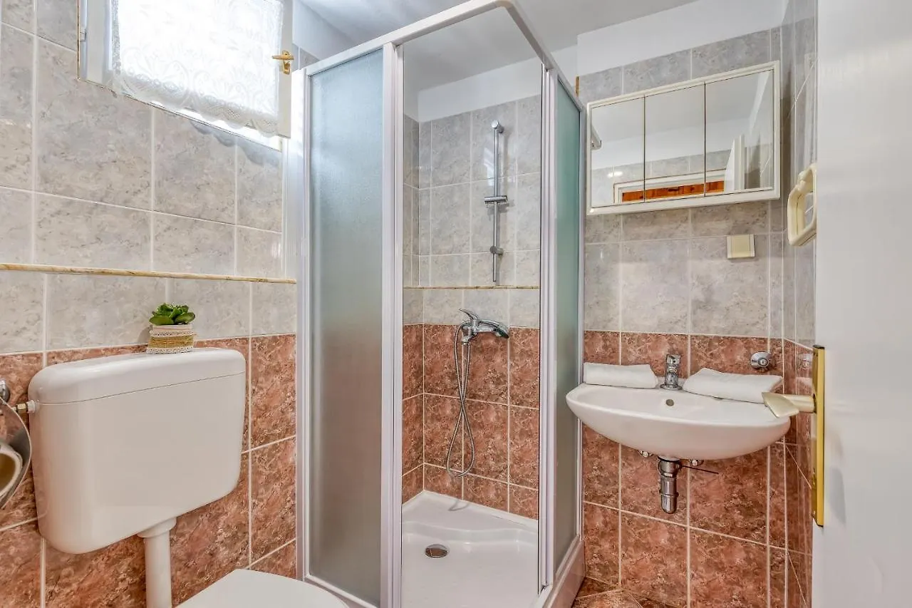 Apartments Slavica Poreč Kroatien
